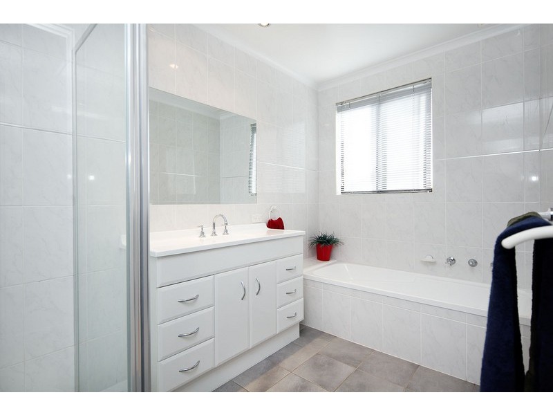 16 Barrett Street, Macgregor ACT 2615