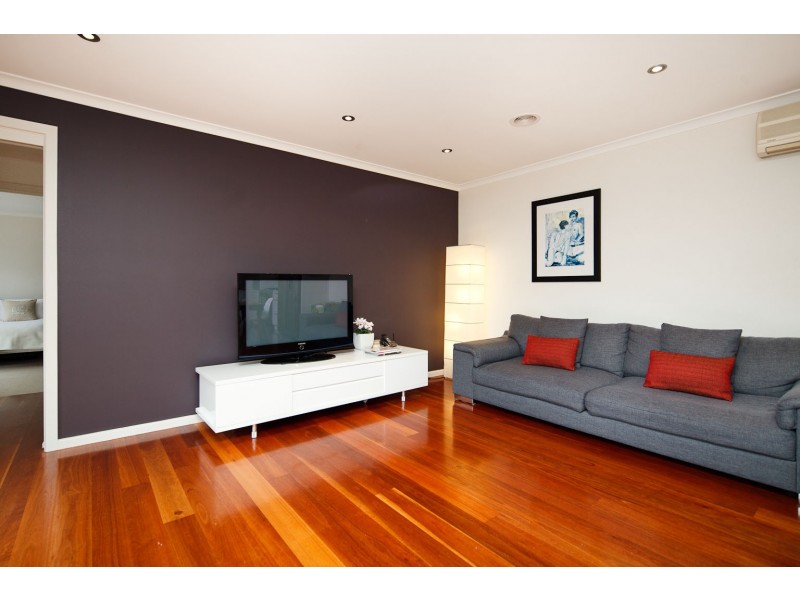 10 Coppin Place, Weetangera ACT 2614