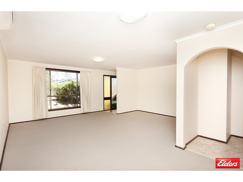 2 Dexter Street, Cook ACT 2614