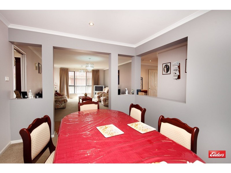 13 Shrivell Circuit, Dunlop ACT 2615