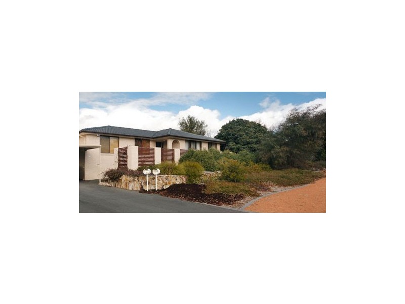 24 Herron Crescent, Latham ACT 2615