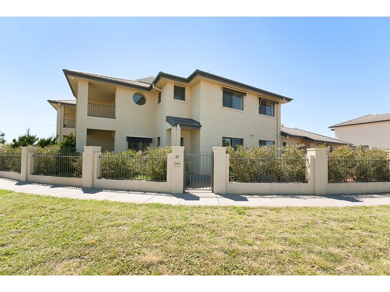 27 Katoomba Street, Harrison ACT 2914