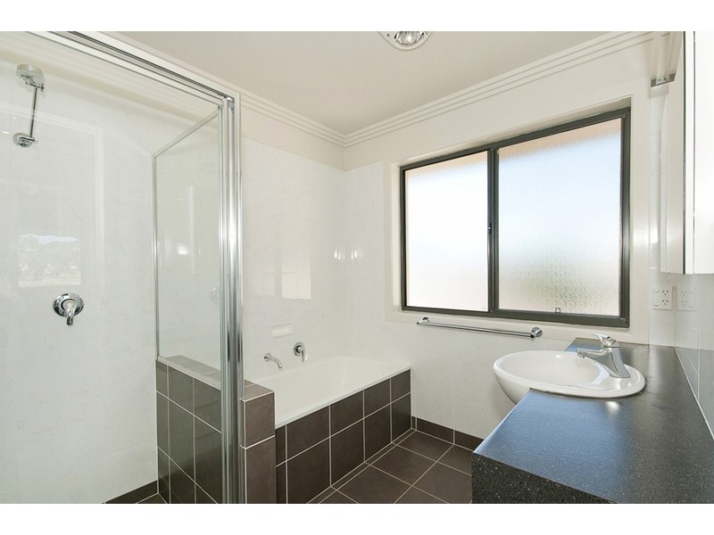 27 Katoomba Street, Harrison ACT 2914