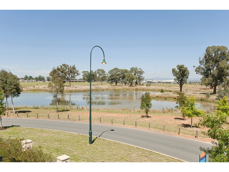 27 Katoomba Street, Harrison ACT 2914