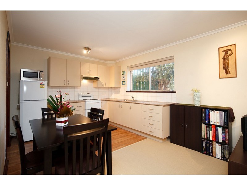 6/8  Jalanga Crescent, Aranda ACT 2614