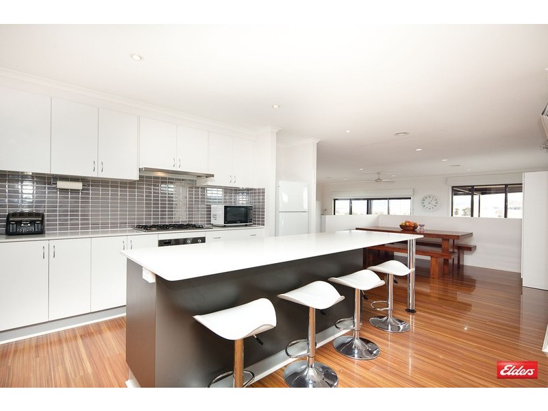 33 Henry Sutton Circuit, Dunlop ACT 2615