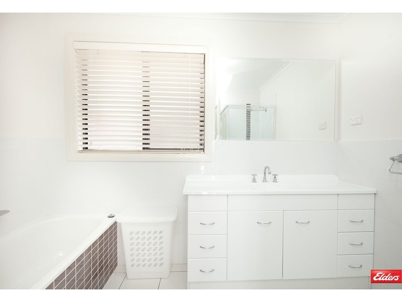 33 Henry Sutton Circuit, Dunlop ACT 2615