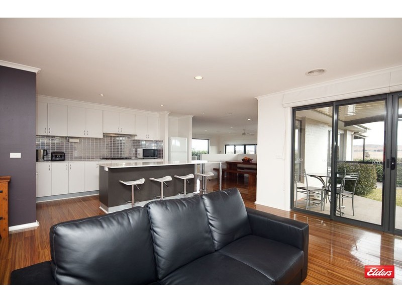 33 Henry Sutton Circuit, Dunlop ACT 2615