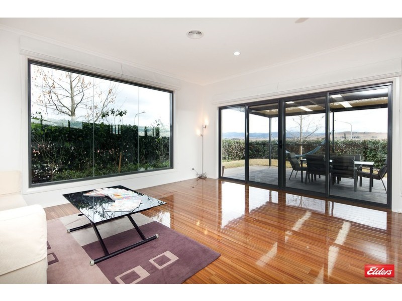 33 Henry Sutton Circuit, Dunlop ACT 2615