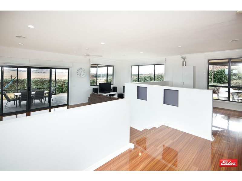 33 Henry Sutton Circuit, Dunlop ACT 2615