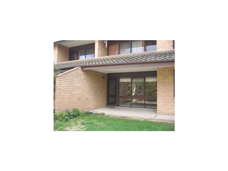 1/6 Corinna Street, Lyons ACT 2606