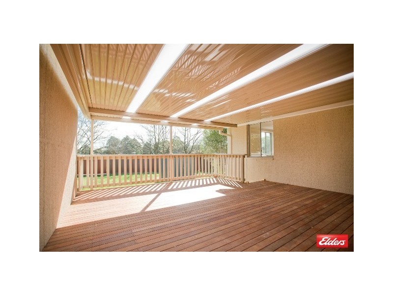 34 Lindrum Crescent, Holt ACT 2615