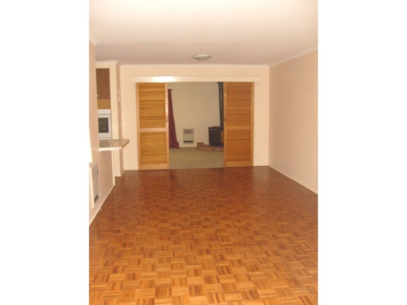 8 Champion Place, Fraser ACT 2615