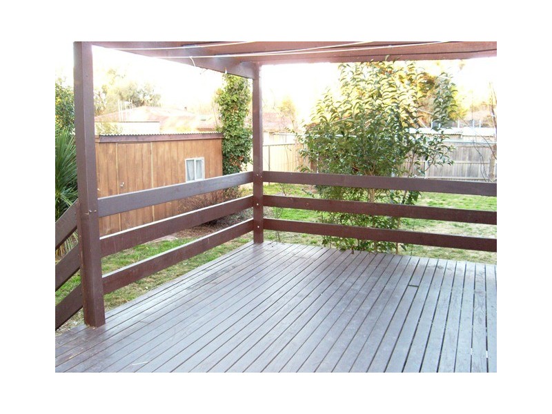 8 Champion Place, Fraser ACT 2615