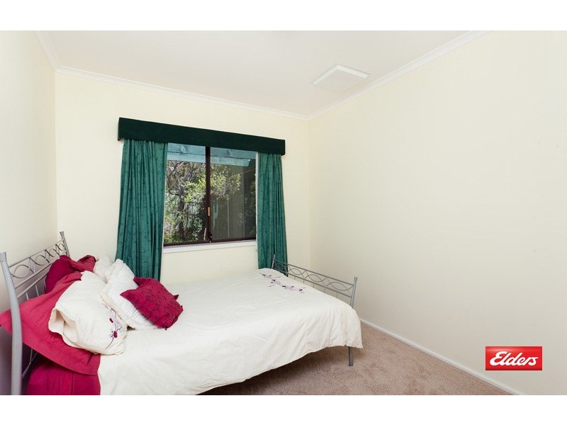 63 Mackellar Crescent, Cook ACT 2614