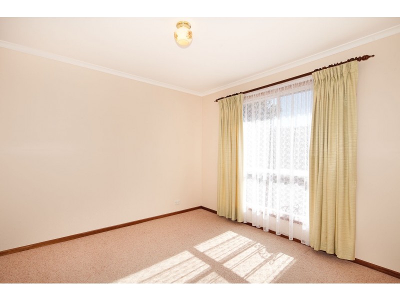 31 Lance Hill Avenue, Dunlop ACT 2615