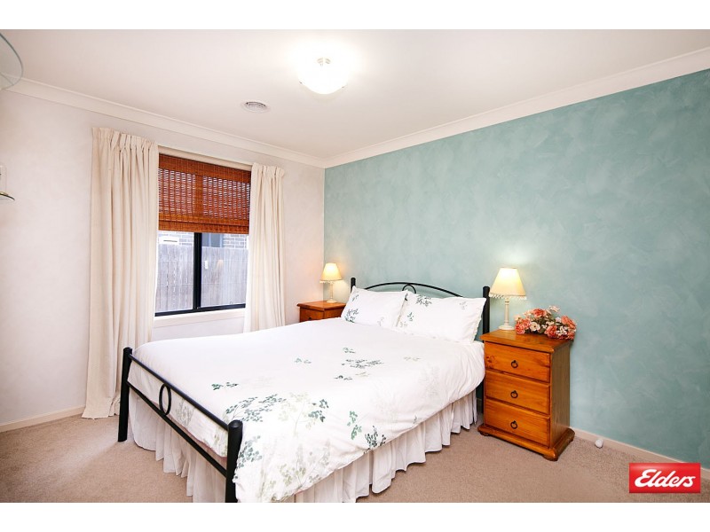 19 Lovely Close, Dunlop ACT 2615