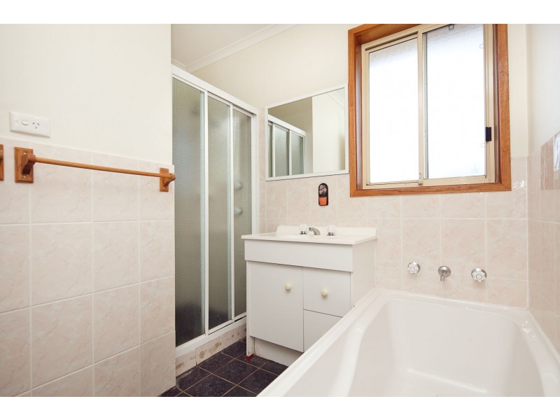 28 Yerra Court, Ngunnawal ACT 2913