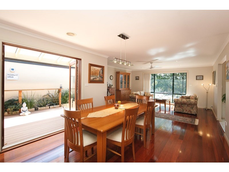 12 Candlebark Close, Nicholls ACT 2913