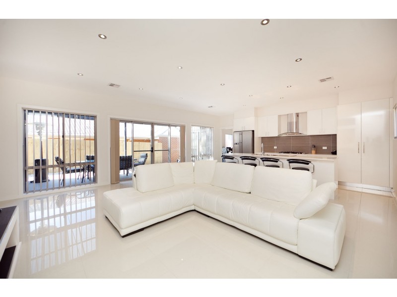 7 Winchester Street, Casey ACT 2913