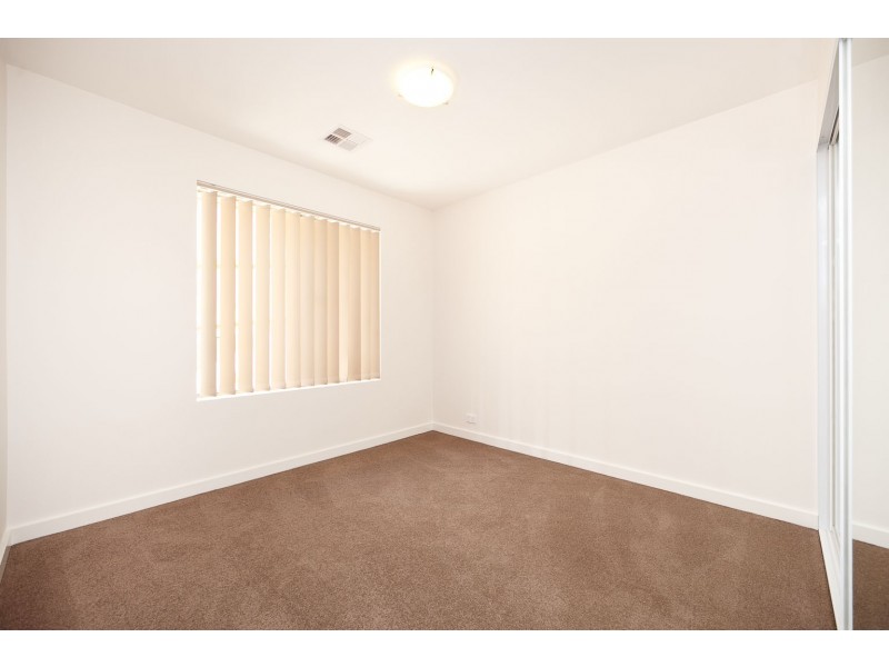 7 Winchester Street, Casey ACT 2913