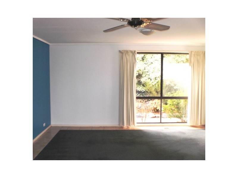 4  Wayal Place, Giralang ACT 2617