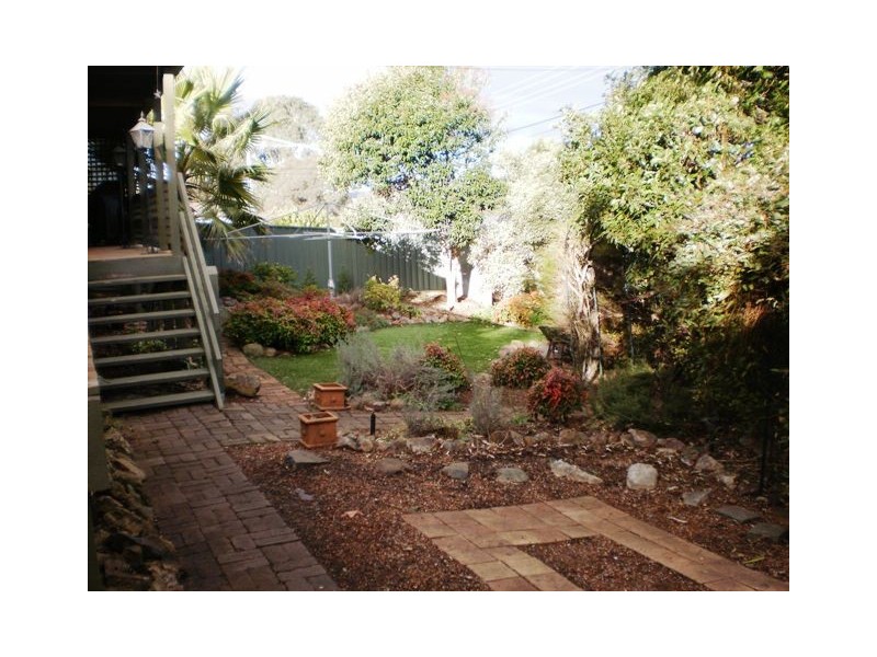 4  Wayal Place, Giralang ACT 2617