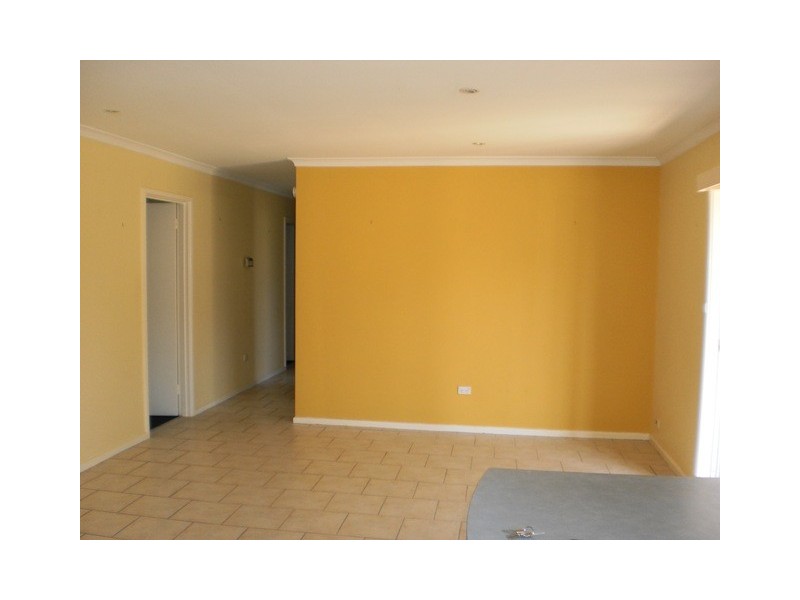 32 Mayo Street, Weetangera ACT 2614