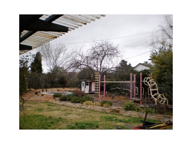 32 Mayo Street, Weetangera ACT 2614