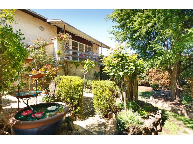 6 Harper Street, Macgregor ACT 2615