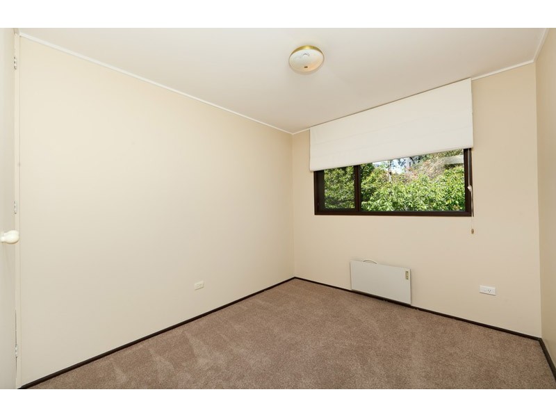 6 Bandjalong Crescent, Aranda ACT 2614