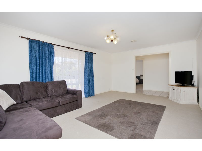 2 Hartt Place, Dunlop ACT 2615