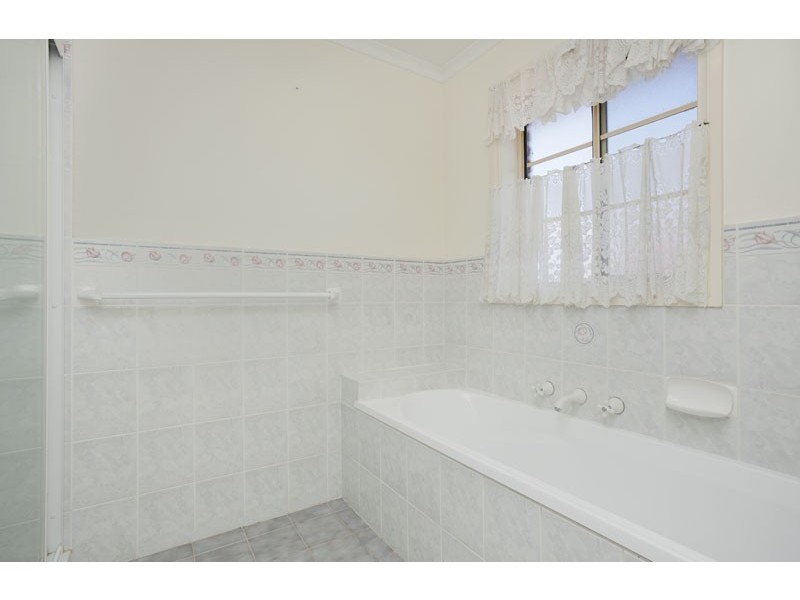 2 Hartt Place, Dunlop ACT 2615