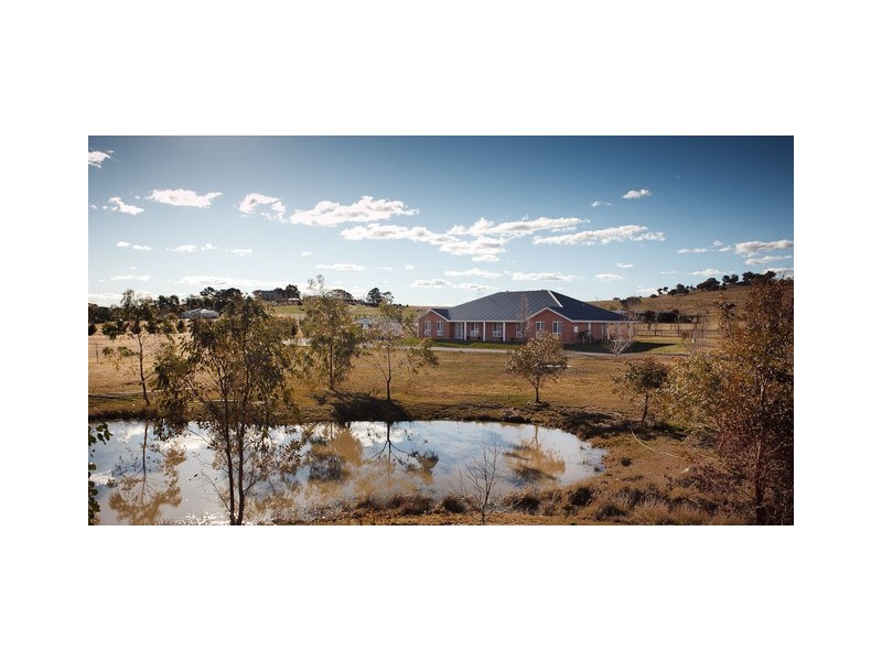 37 Broughton Circuit, Murrumbateman NSW 2582