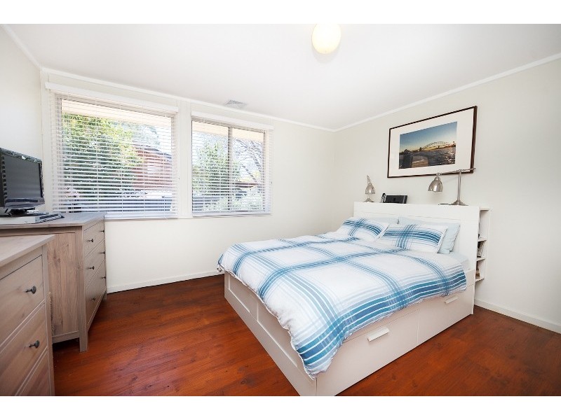 5 Chambers Street, Latham ACT 2615