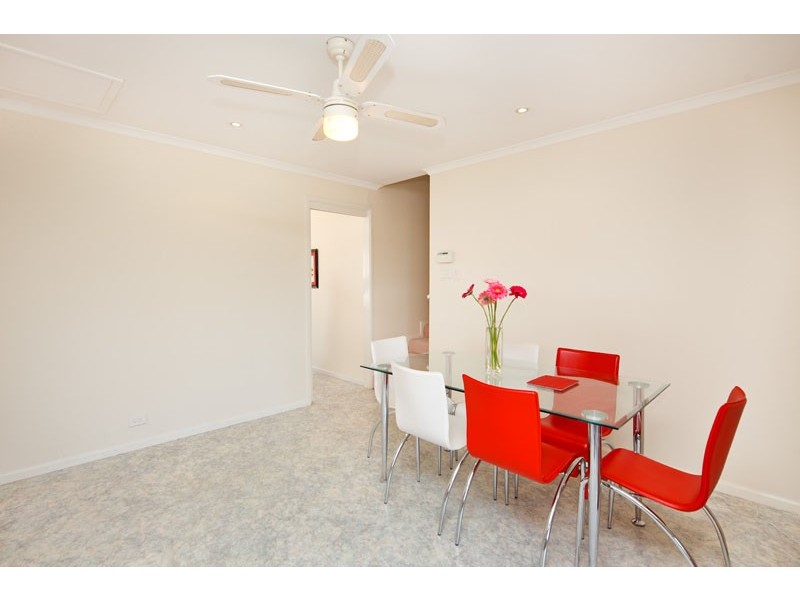 2/22 Cashion Court, Dunlop ACT 2615