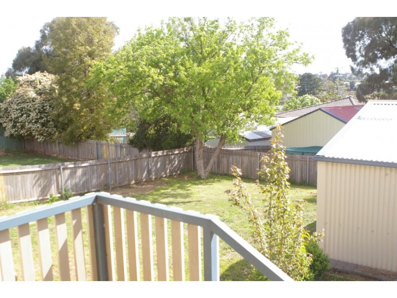 9 Nash Place, Yass NSW 2582