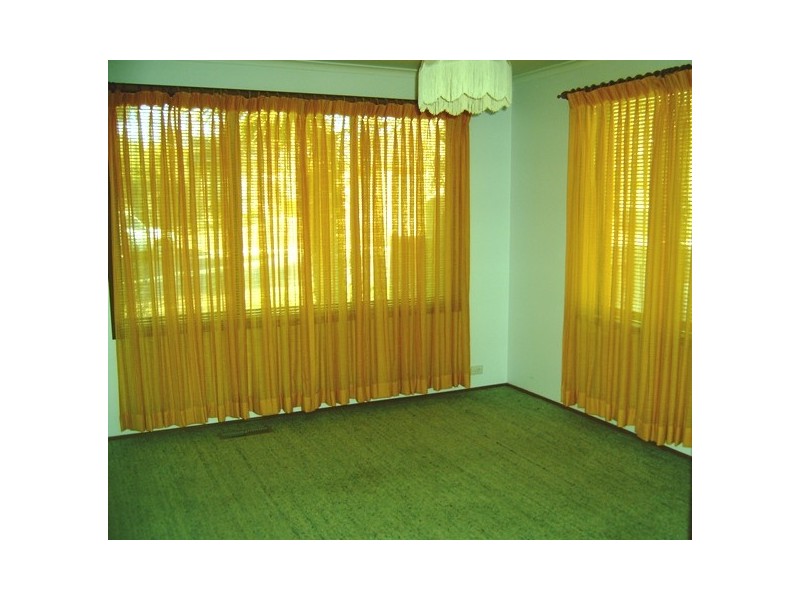 1 Stumm Place, Latham ACT 2615