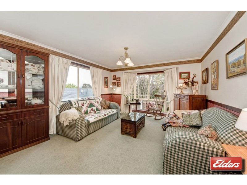 10 Hazlitt Glade, Gordon ACT 2906