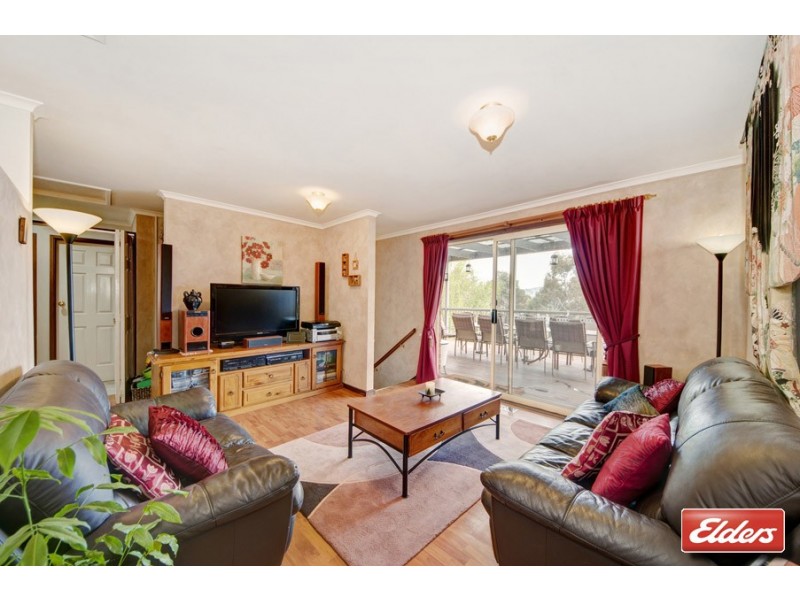 10 Hazlitt Glade, Gordon ACT 2906