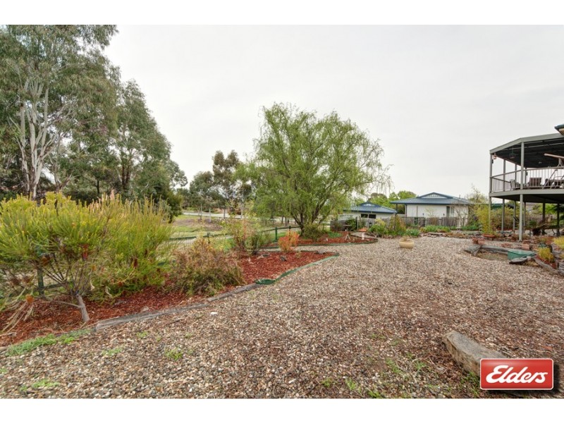 10 Hazlitt Glade, Gordon ACT 2906