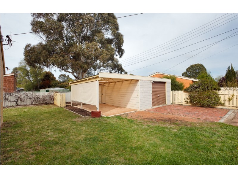 60 Staaten Crescent, Kaleen ACT 2617