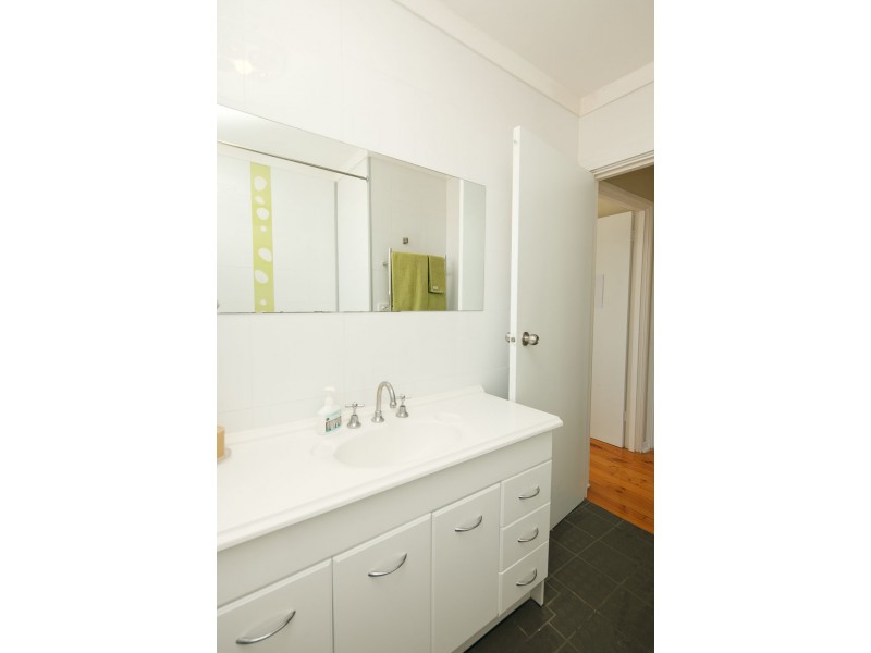 60 Hampton Circuit, Yarralumla ACT 2600