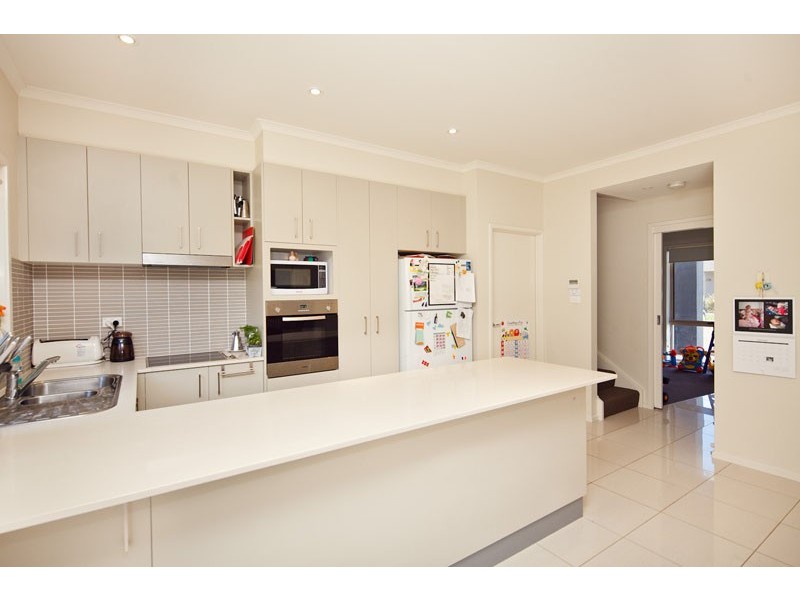 5 Devlin Street, Gungahlin ACT 2912