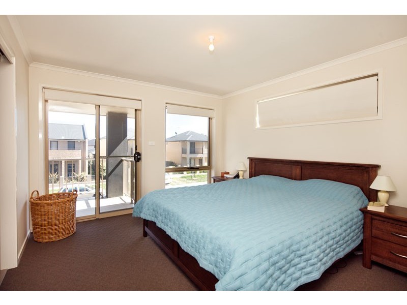 5 Devlin Street, Gungahlin ACT 2912