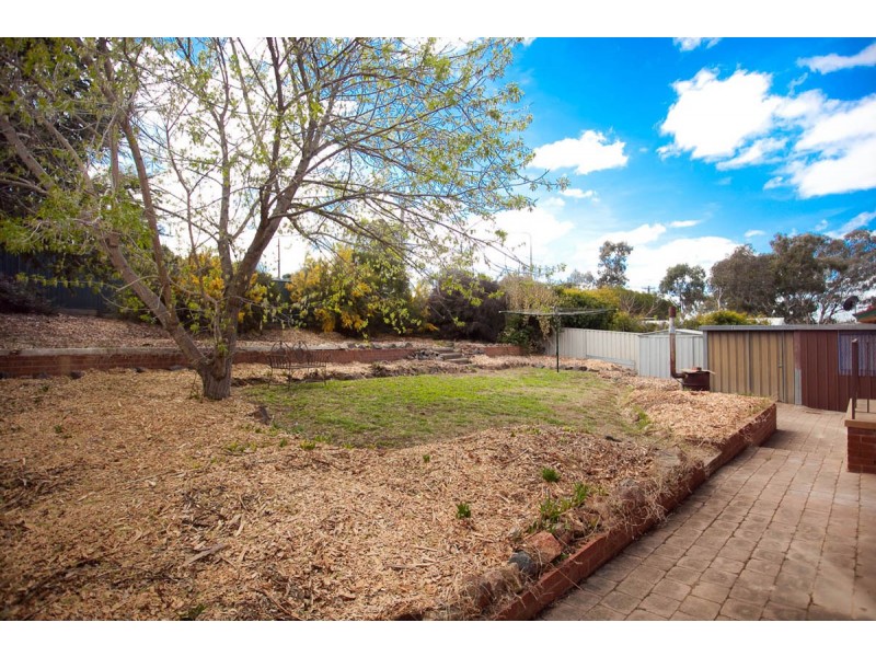 18 Clisby Close, Cook ACT 2614