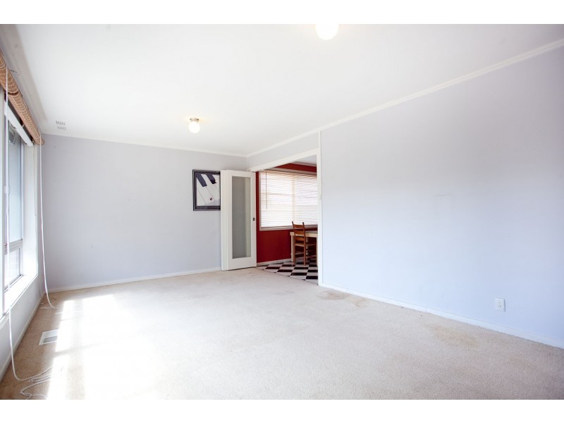 18 Clisby Close, Cook ACT 2614