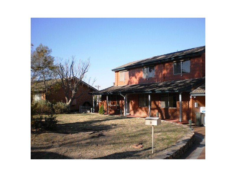 9 Erskine Street, Macquarie ACT 2614