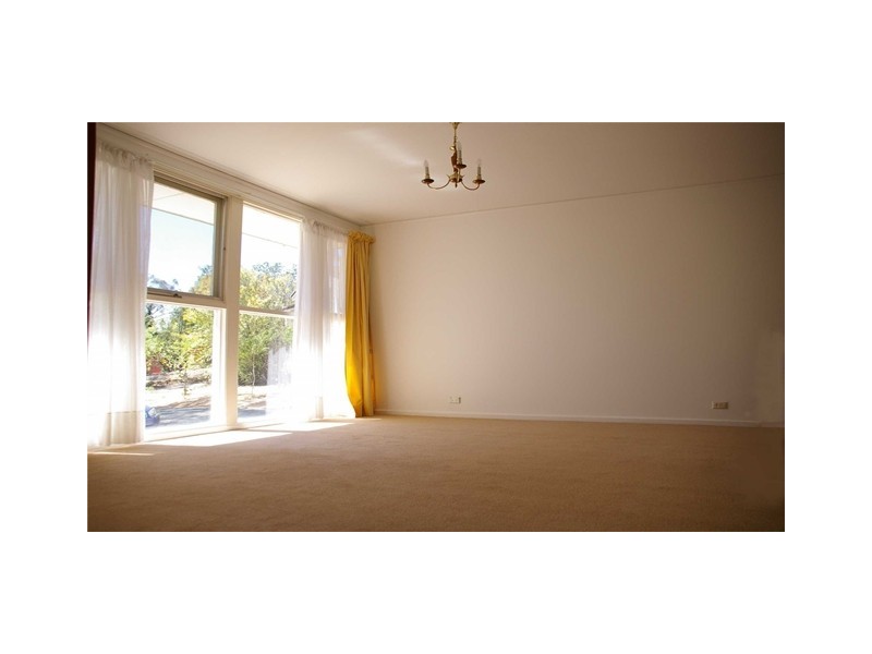 8 Gingana Place, Aranda ACT 2614