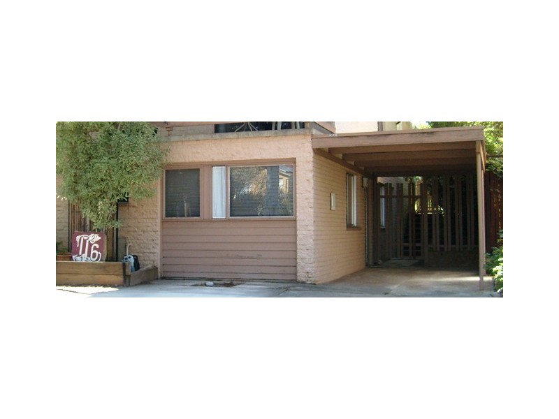 2/116 Lachlan Street, Macquarie ACT 2614